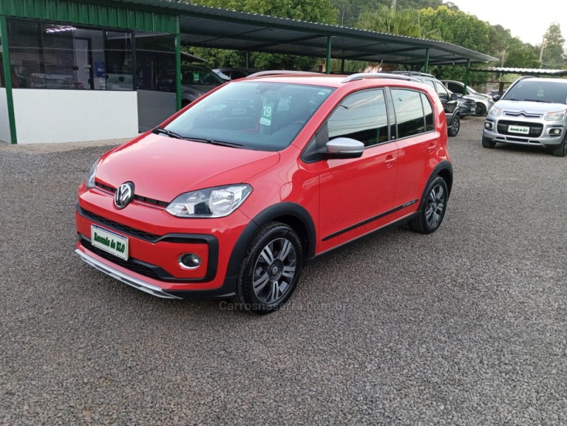 UP 1.0 TSI CROSS 12V FLEX 4P MANUAL - 2019 - PICADA CAFé