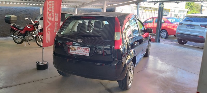 FIESTA 1.0 MPI SUPERCHARGER 8V GASOLINA 4P MANUAL - 2004 - GARIBALDI