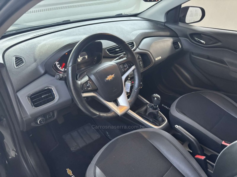 ONIX 1.4 MPFI ACTIV 8V FLEX 4P MANUAL - 2019 - PORTO ALEGRE