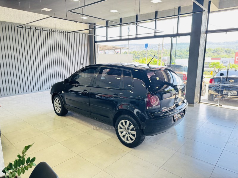 POLO 1.6 MI 8V E-FLEX 4P MANUAL - 2008 - DOIS IRMãOS