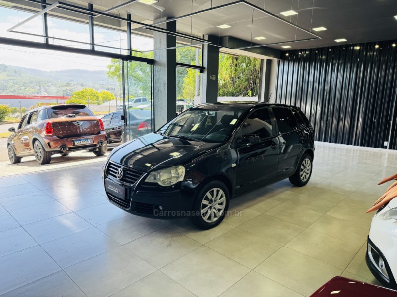 POLO 1.6 MI 8V E-FLEX 4P MANUAL - 2008 - DOIS IRMãOS
