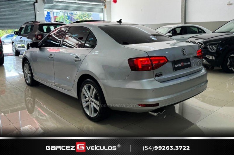 JETTA 2.0 TSI HIGHLINE 211CV GASOLINA 4P TIPTRONIC - 2016 - BENTO GONçALVES