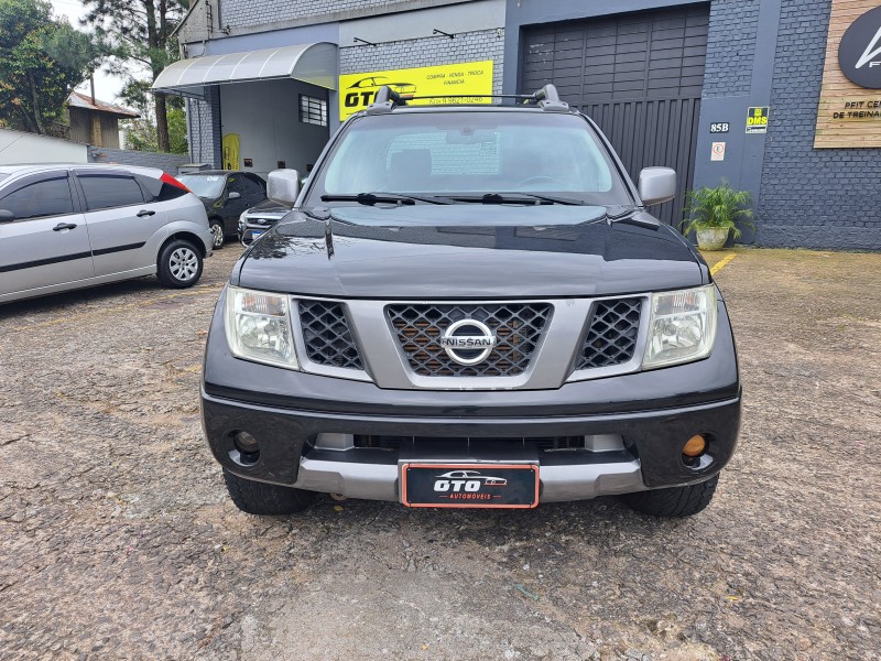 FRONTIER 2.5 LE 4X4 CD TURBO ELETRONIC DIESEL 4P AUTOMÁTICO - 2013 - FARROUPILHA