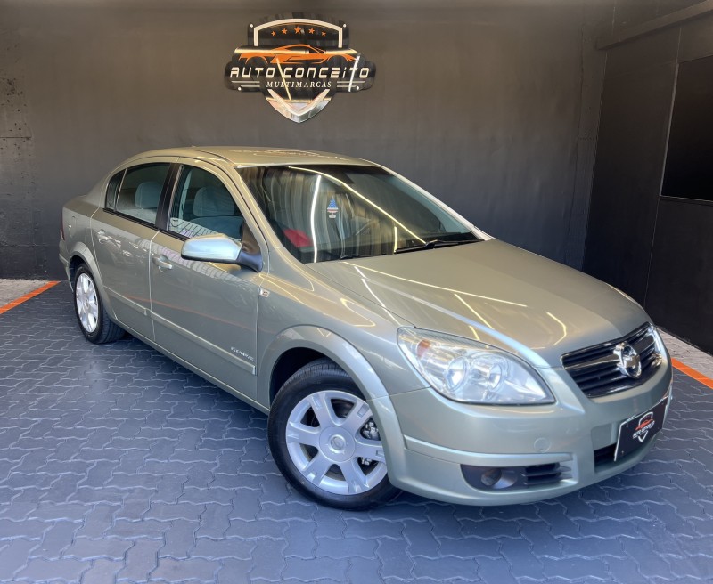 VECTRA 2.0 MPFI ELEGANCE 8V FLEX 4P MANUAL