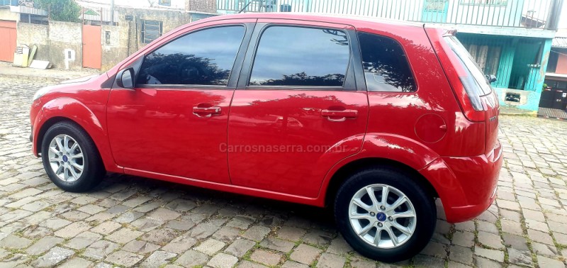 FIESTA 1.6 ROCAM SE 8V FLEX 4P MANUAL - 2014 - CAXIAS DO SUL
