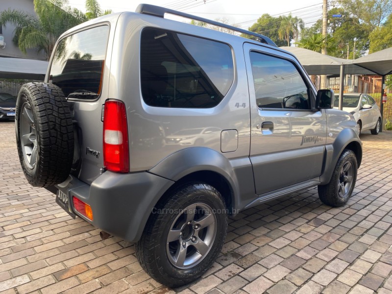 JIMNY 1.3 4ALL 4X4 16V GASOLINA 2P MANUAL - 2022 - DOIS IRMãOS