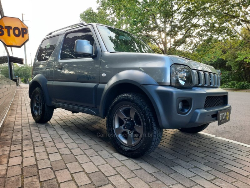 JIMNY 1.3 4ALL 4X4 16V GASOLINA 2P MANUAL - 2022 - DOIS IRMãOS