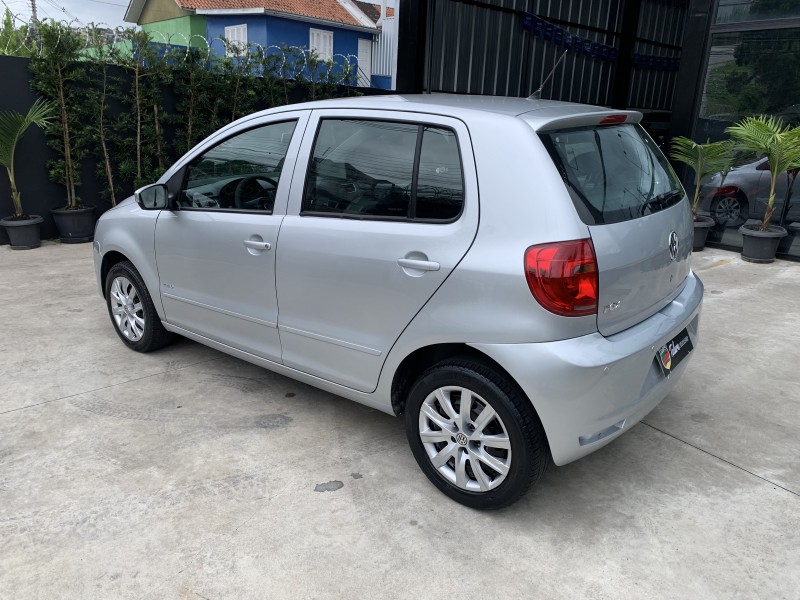 FOX 1.0 MI 8V FLEX 4P MANUAL - 2011 - CAXIAS DO SUL