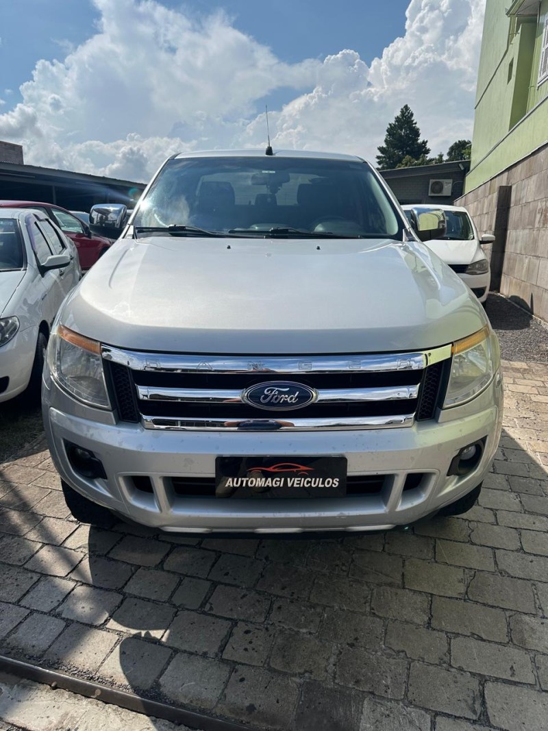 RANGER 3.2 XLT 4X4 CD 20V DIESEL 4P AUTOMÁTICO - 2015 - CAXIAS DO SUL