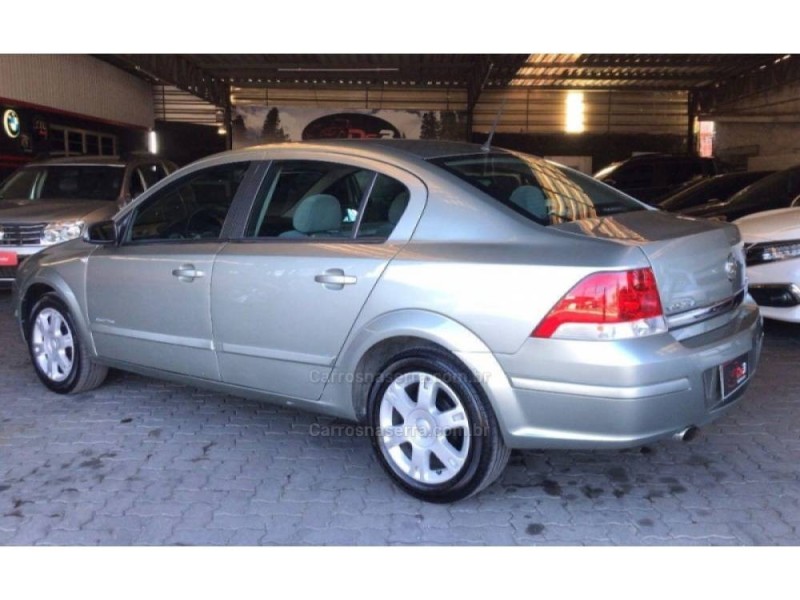 VECTRA 2.0 MPFI ELEGANCE 8V FLEX 4P MANUAL - 2006 - CAXIAS DO SUL