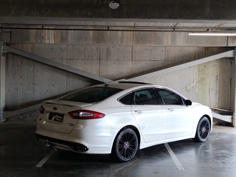 FUSION 2.0 TITANIUM FWD 16V GASOLINA 4P AUTOMÁTICO - 2014 - CAXIAS DO SUL