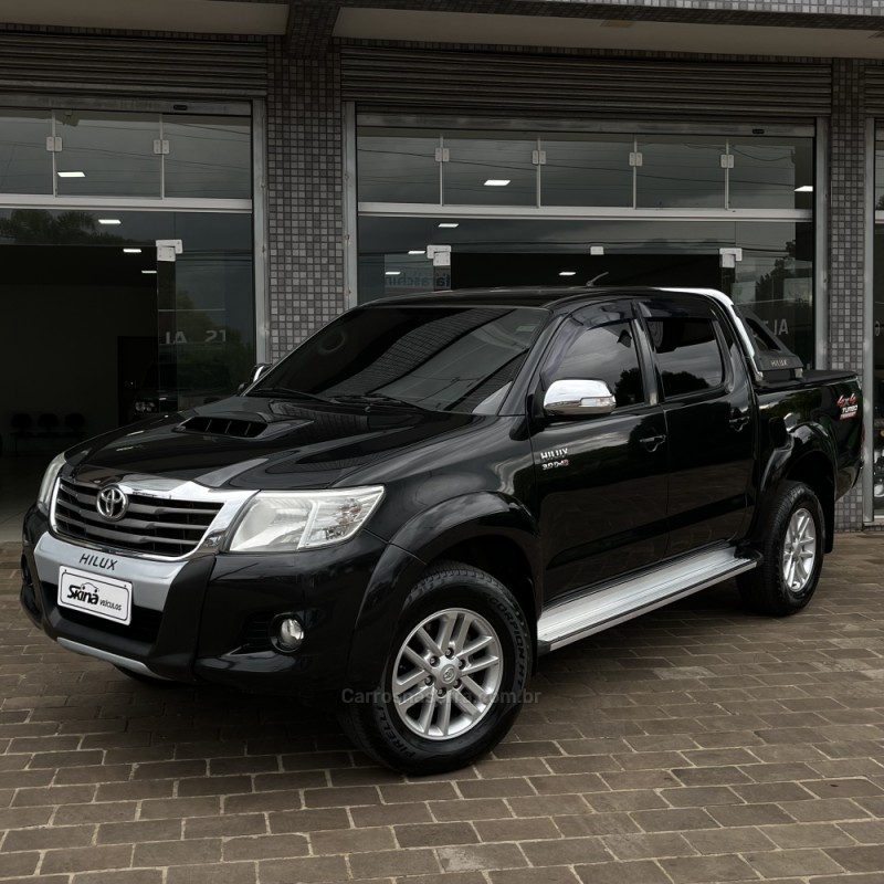 HILUX 3.0 SRV 4X4 CD 16V TURBO INTERCOOLER DIESEL 4P AUTOMÁTICO - 2014 - VACARIA