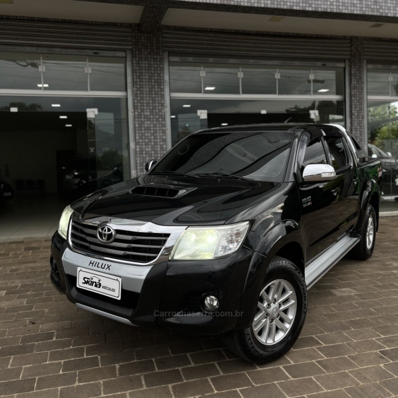 HILUX 3.0 SRV 4X4 CD 16V TURBO INTERCOOLER DIESEL 4P AUTOMÁTICO - 2014 - VACARIA