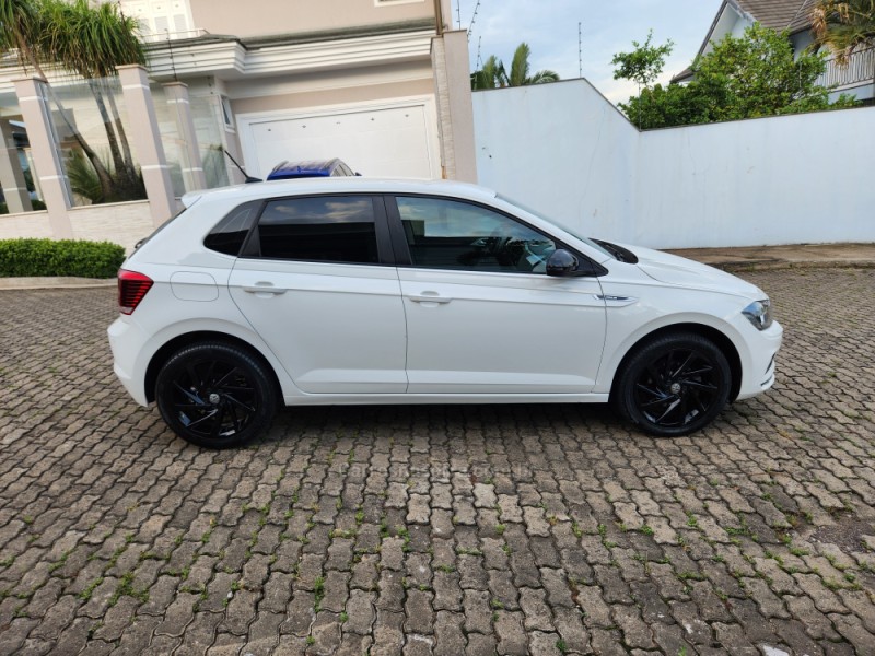 POLO 1.0	200 TSI HIGHLINE AUTOMÁTICO  - 2019 - MONTENEGRO