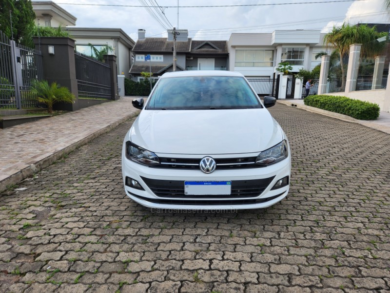 POLO 1.0	200 TSI HIGHLINE AUTOMÁTICO  - 2019 - MONTENEGRO