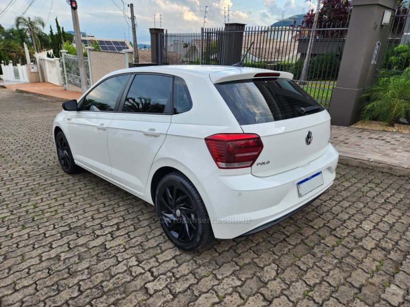 POLO 1.0	200 TSI HIGHLINE AUTOMÁTICO  - 2019 - MONTENEGRO