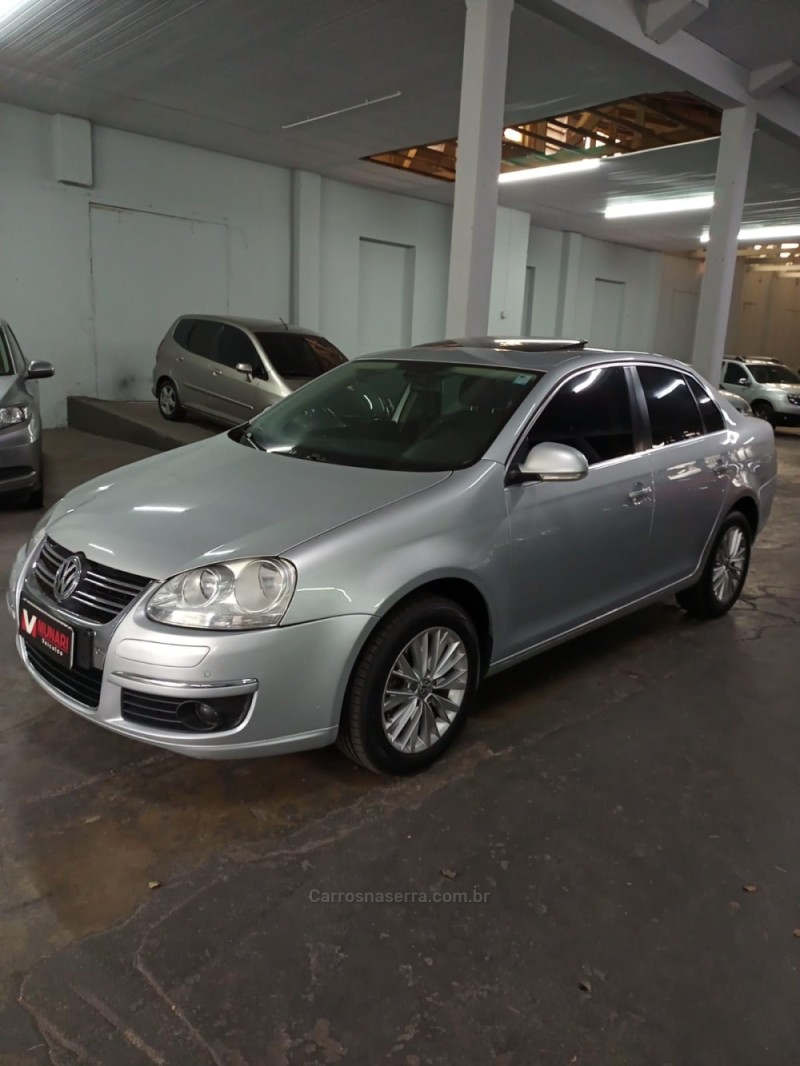 JETTA 2.5 I 20V 170CV GASOLINA 4P TIPTRONIC - 2010 - BENTO GONçALVES