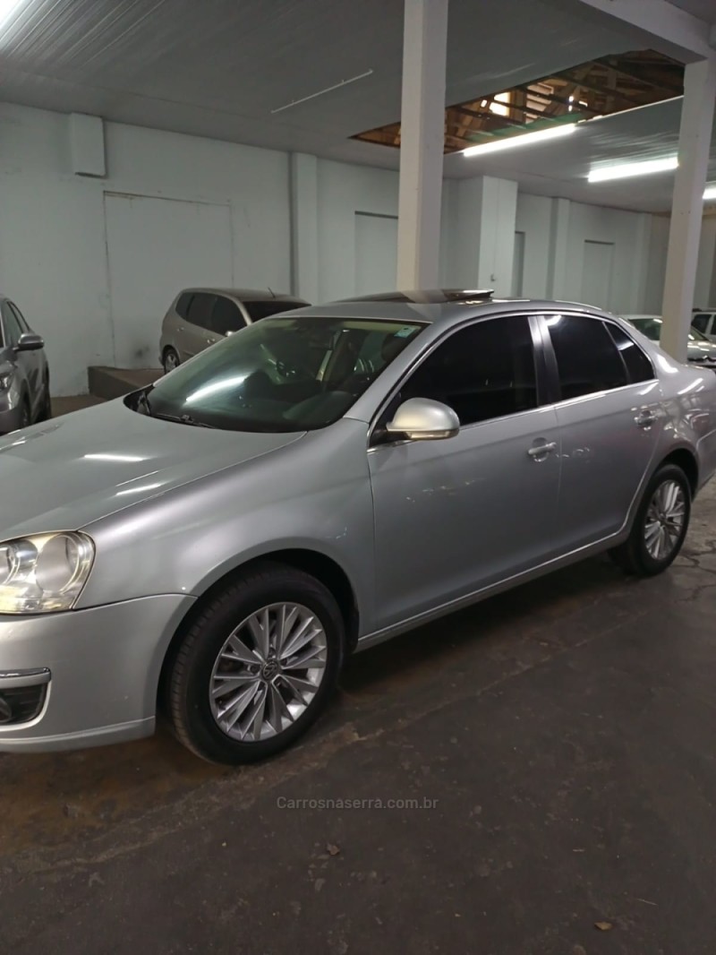 JETTA 2.5 I 20V 170CV GASOLINA 4P TIPTRONIC - 2010 - BENTO GONçALVES