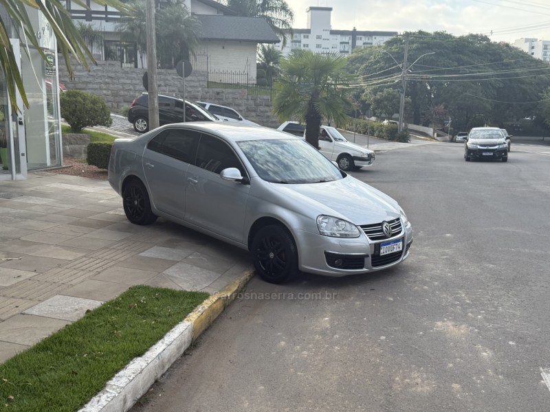 JETTA 2.5 I 20V 150CV GASOLINA 4P TIPTRONIC - 2008 - FARROUPILHA