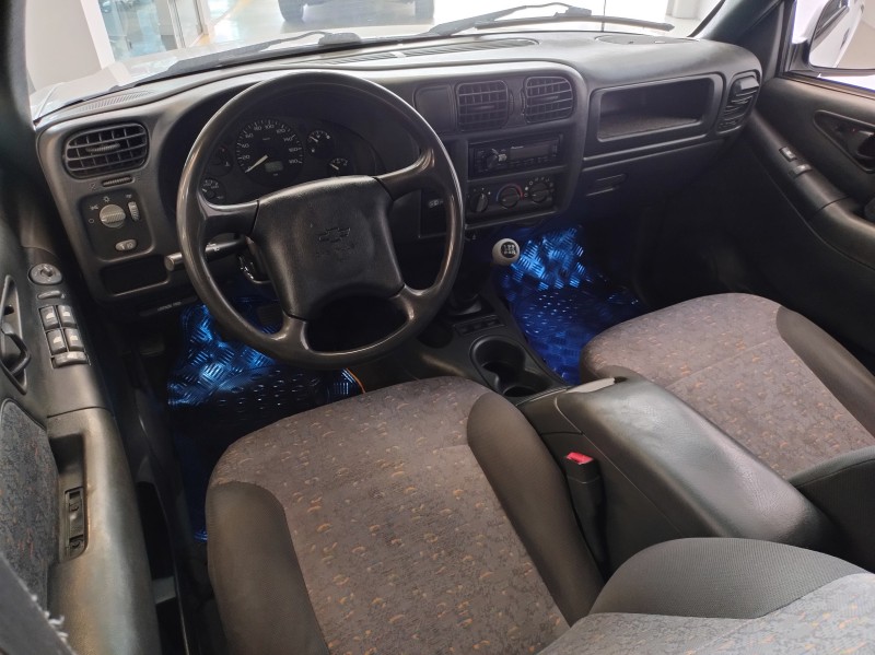 BLAZER 2.4 MPFI ST 4X2 8V GASOLINA 4P MANUAL - 2001 - BENTO GONçALVES