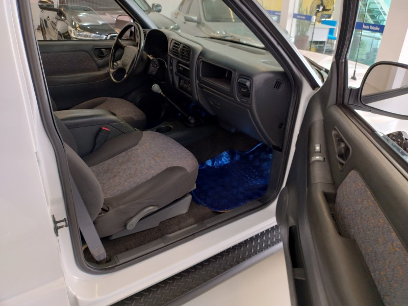 BLAZER 2.4 MPFI ST 4X2 8V GASOLINA 4P MANUAL - 2001 - BENTO GONçALVES