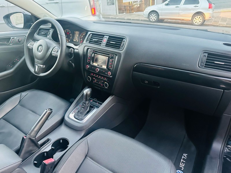 JETTA 2.0 COMFORTLINE FLEX 4P TIPTRONIC - 2012 - CAXIAS DO SUL