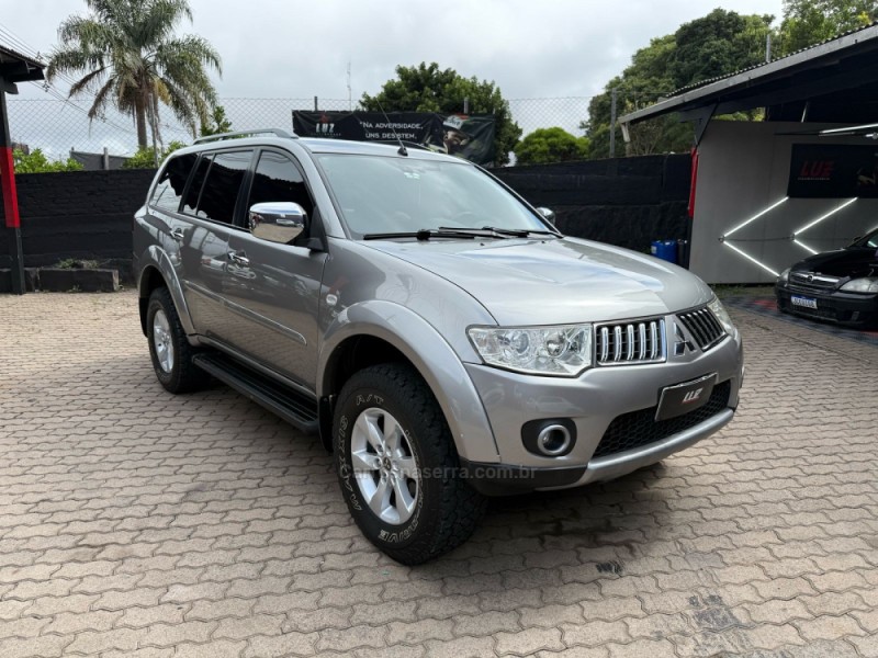 pajero dakar 3.2 hpe 4x4 7 lugares 16v turbo intercooler diesel 4p automatico 2013 caxias do sul