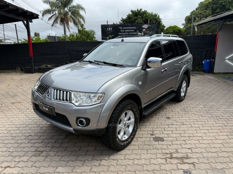 PAJERO DAKAR 3.2 HPE 4X4 7 LUGARES 16V TURBO INTERCOOLER DIESEL 4P AUTOMÁTICO - 2013 - CAXIAS DO SUL