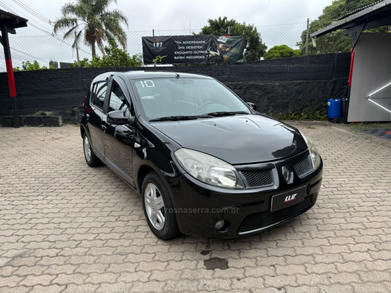 SANDERO 1.6 VIBE 8V FLEX 4P MANUAL