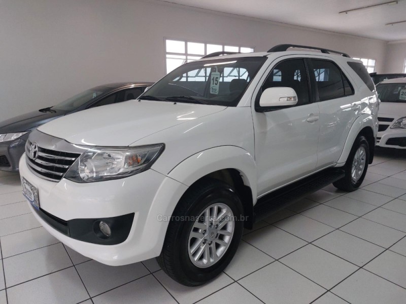 HILUX SW4 2.7 SR 7 LUGARES 4X2 16V FLEX 4P AUTOMÁTICO - 2015 - BENTO GONçALVES