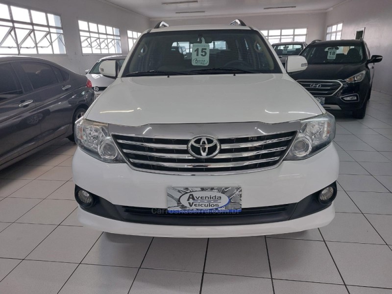 HILUX SW4 2.7 SR 7 LUGARES 4X2 16V FLEX 4P AUTOMÁTICO - 2015 - BENTO GONçALVES