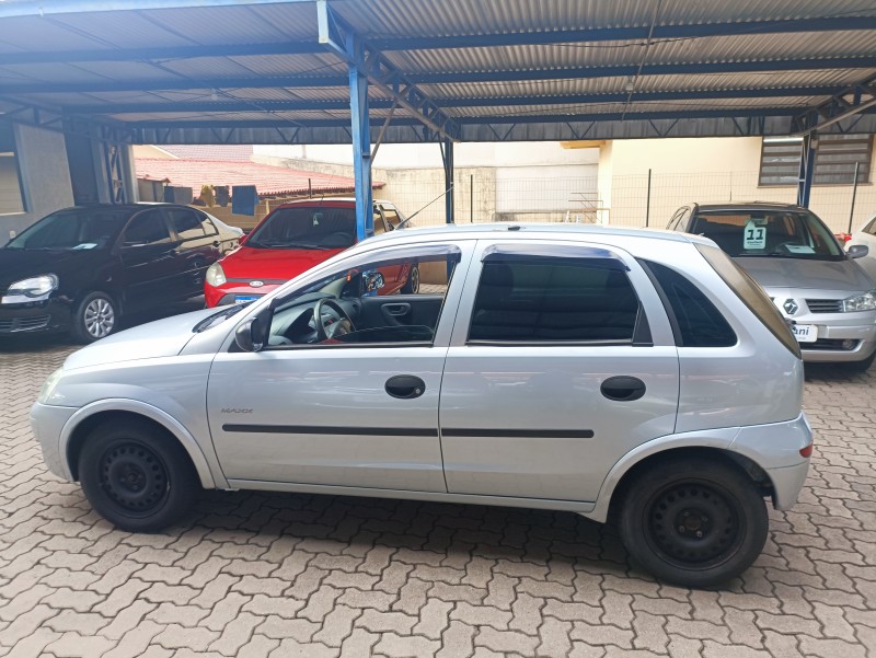 CORSA 1.4 MPFI MAXX 8V FLEX 4P MANUAL - 2009 - BOM PRINCíPIO