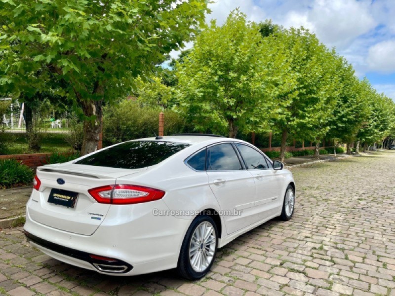 FUSION 2.0 TITANIUM AWD 16V GASOLINA 4P AUTOMÁTICO - 2016 - BENTO GONçALVES