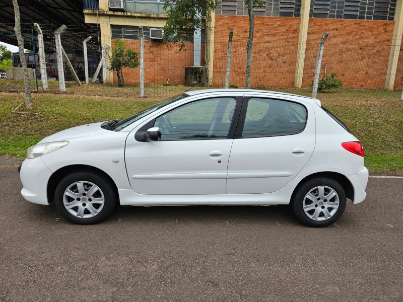 207 1.4 XR 8V FLEX 4P MANUAL - 2011 - VENâNCIO AIRES