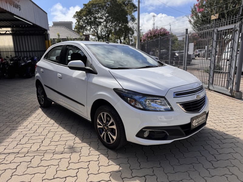 ONIX 1.4 MPFI LTZ 8V FLEX 4P MANUAL - 2015 - BENTO GONçALVES