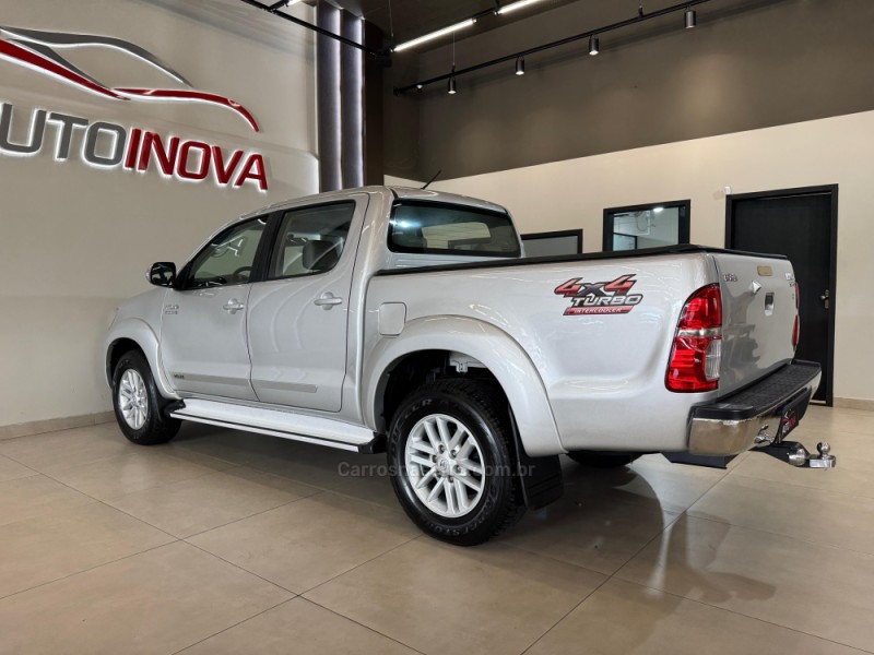 HILUX 3.0 SRV 4X4 CD 16V TURBO INTERCOOLER DIESEL 4P AUTOMÁTICO - 2012 - IVOTI