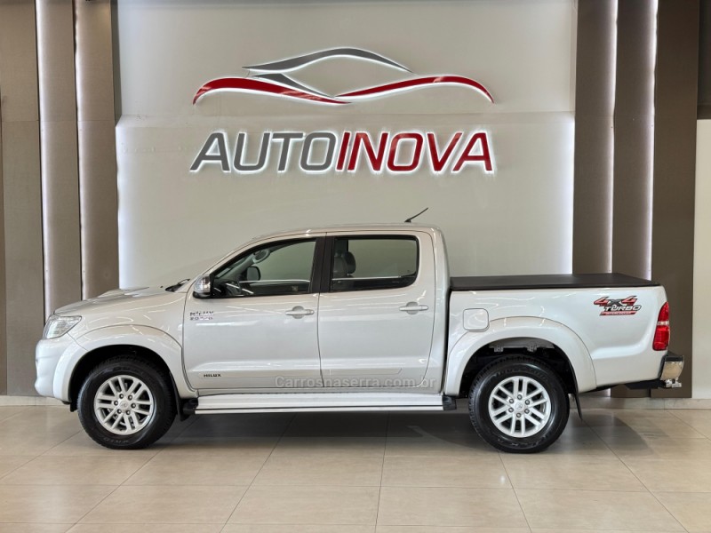 HILUX 3.0 SRV 4X4 CD 16V TURBO INTERCOOLER DIESEL 4P AUTOMÁTICO - 2012 - IVOTI