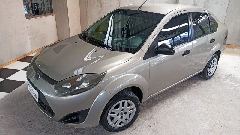 FIESTA 1.6 MPI SEDAN 8V FLEX 4P MANUAL - 2012 - CAXIAS DO SUL