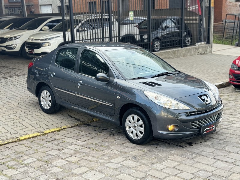 207 1.4 XR 8V FLEX 4P MANUAL - 2012 - CAXIAS DO SUL