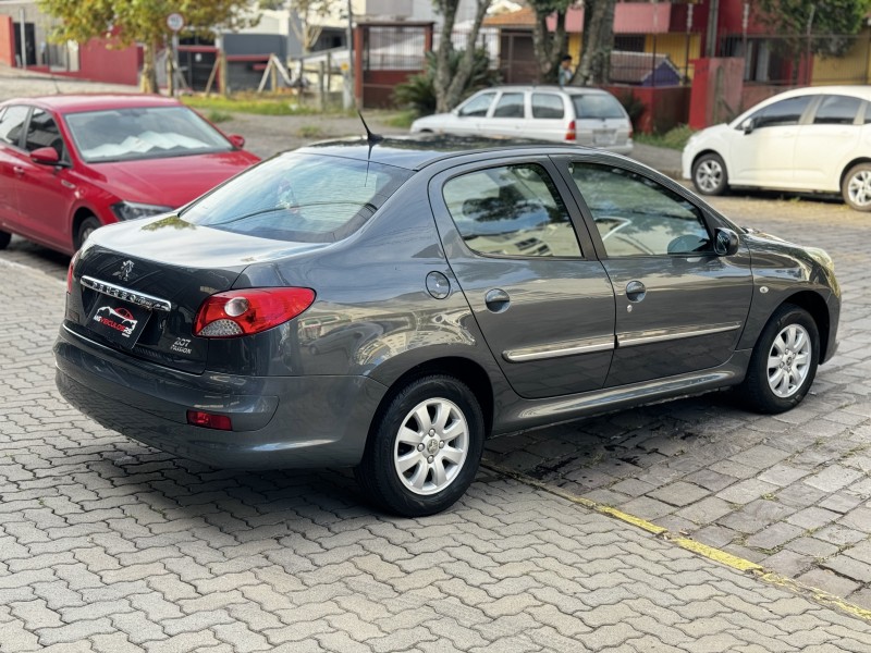 207 1.4 XR 8V FLEX 4P MANUAL - 2012 - CAXIAS DO SUL