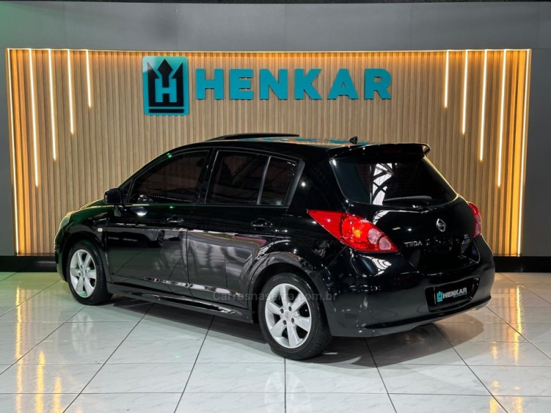 TIIDA 1.8 SL 16V GASOLINA 4P AUTOMÁTICO - 2013 - CAMPO BOM