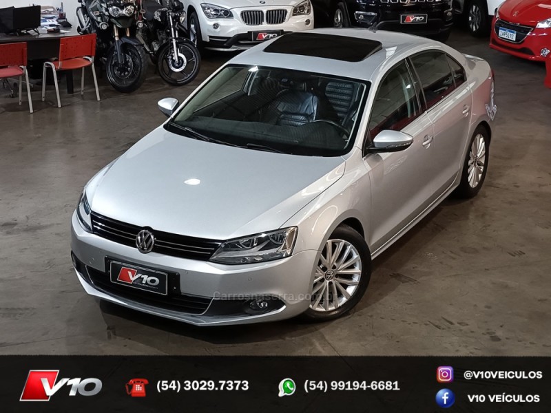 JETTA 2.0 TSI DSG HIGHLINE 200CV GASOLINA 4P AUTOMÁTICO - 2012 - CAXIAS DO SUL