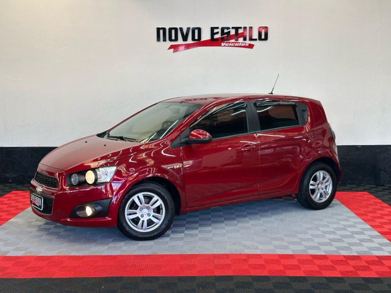sonic 1.6 lt 16v flex 4p manual 2013 caxias do sul