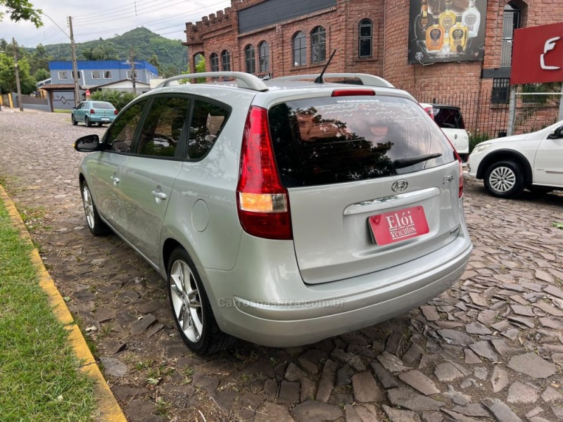 I30 CW 2.0 MPFI 16V GASOLINA 4P AUTOMATICO - 2012 - DOIS IRMãOS
