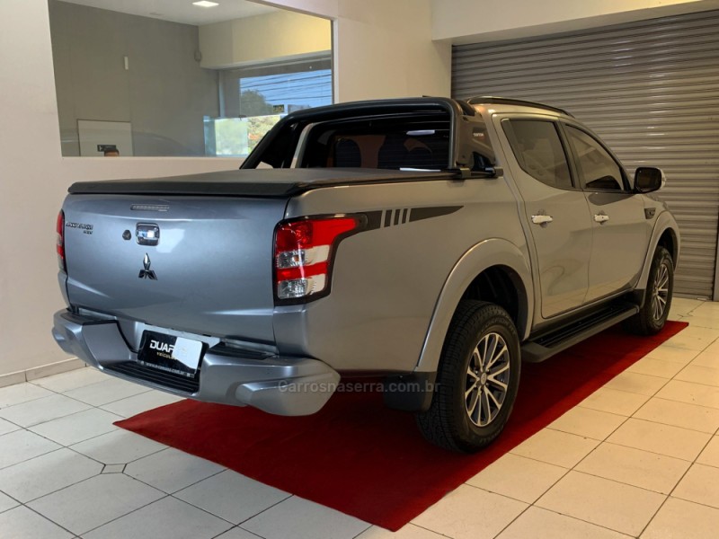 L200 TRITON 2.4 HPE-S SPORT 4X4 CD 16V DIESEL 4P AUTOMÁTICO - 2020 - PORTO ALEGRE