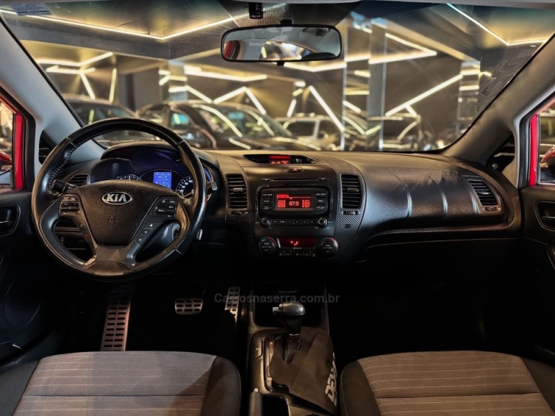 CERATO 1.6 SX3 16V GASOLINA 4P AUTOMÁTICO - 2015 - NOVO HAMBURGO
