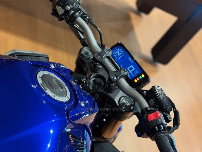 CB 650R  - 2021 - NOVO HAMBURGO