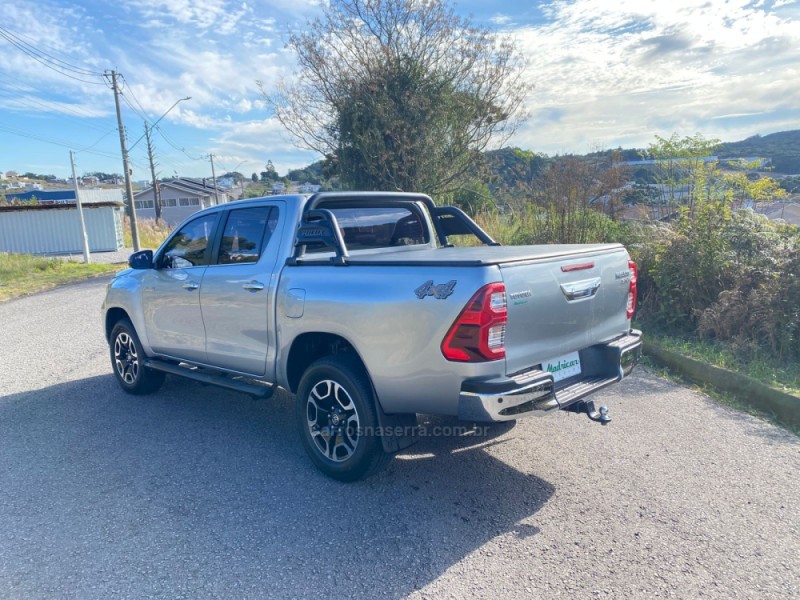 HILUX 2.8 SRX 4X4 CD 16V DIESEL 4P AUTOMÁTICO - 2023 - FLORES DA CUNHA