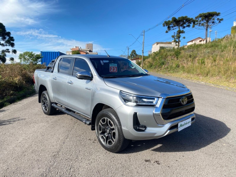 HILUX 2.8 SRX 4X4 CD 16V DIESEL 4P AUTOMÁTICO - 2023 - FLORES DA CUNHA