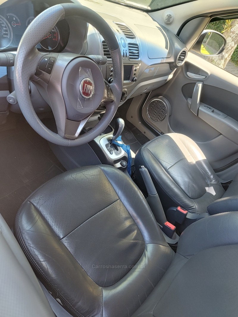 GRAND SIENA 1.6 MPI ESSENCE 16V FLEX 4P AUTOMATIZADO - 2013 - CAMPO BOM